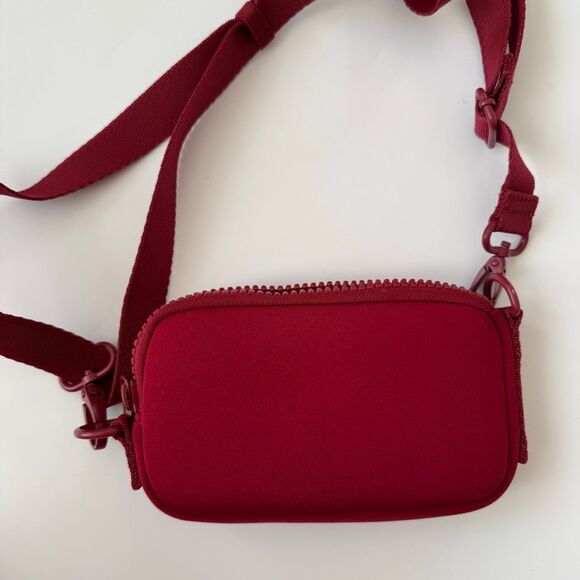 DAGNE DOVER x SEPHORA Limited Edition Mara Phone Sling Crossbody Bag Burgundy - Picture 4 of 8